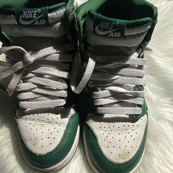 JORDAN 1 RETRO HIGH OG GS 'GORGE GREEN' 4.5 Youth - Picture 3 of 5